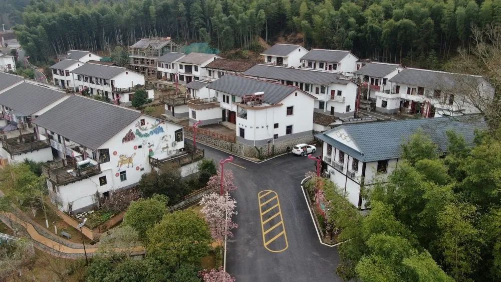 江西資溪縣烏石鎮(zhèn)新月畬族村景象。新華社記者 彭昭之 攝